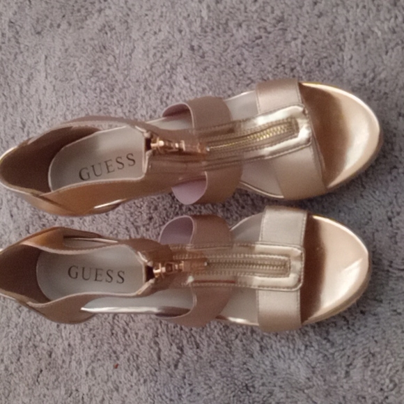 Guess shoes for woman - Picture 4 of 4